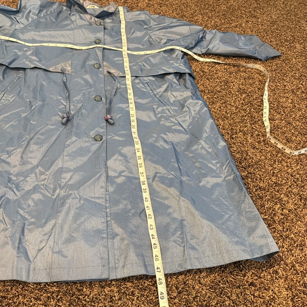 Plus size spring coat - Picture 6 of 11